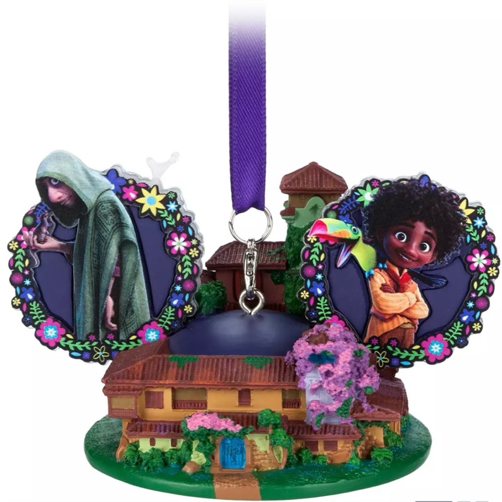 NWT Encanto Ornament Light up